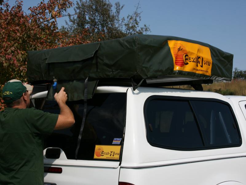 Eezi-Awn Jazz Rooftop Tent